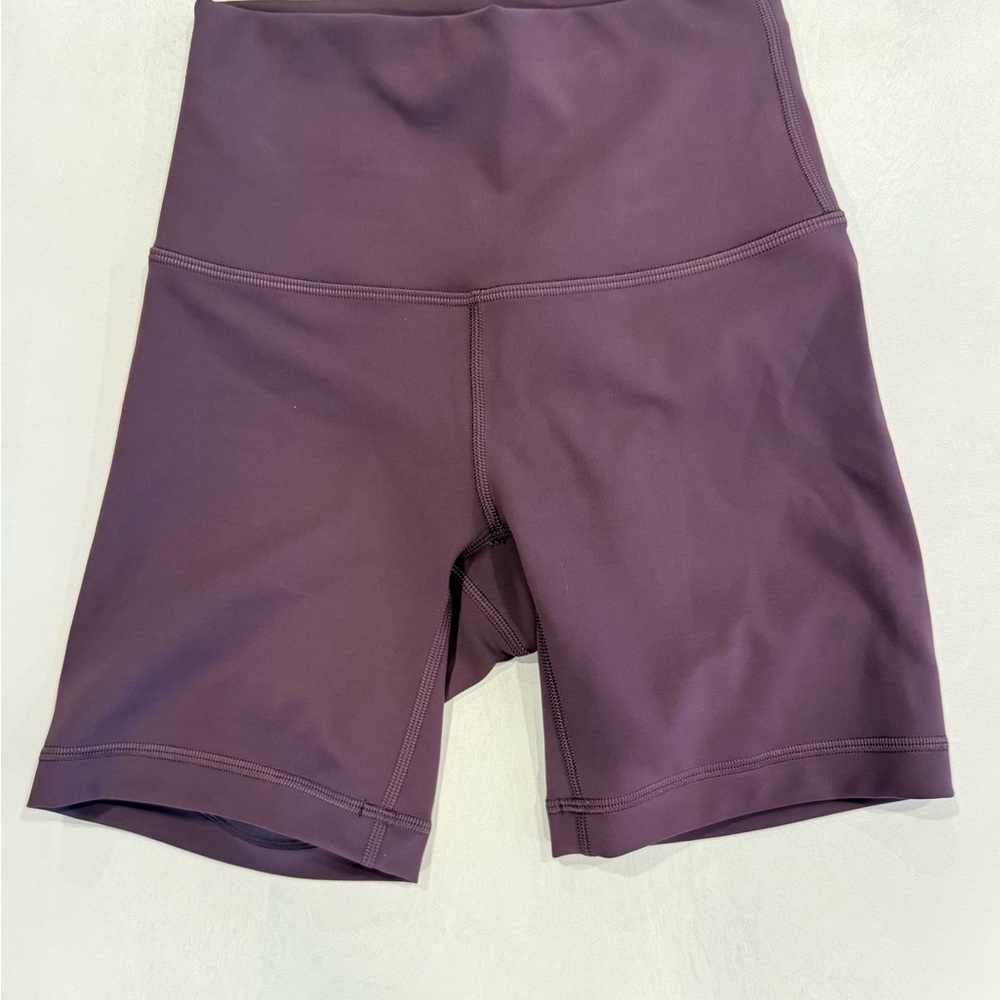 Lululemon Wunder Train shorts